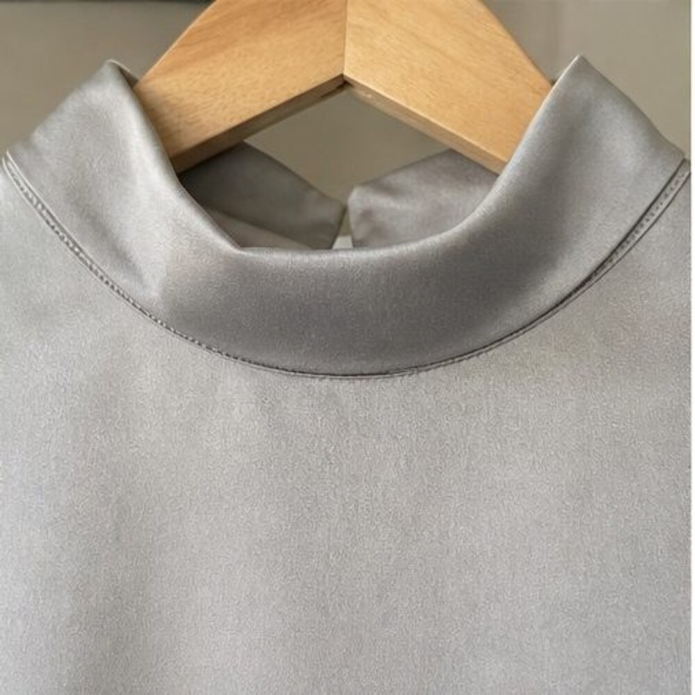 Sand Smocked Top - Picture 4 of 6